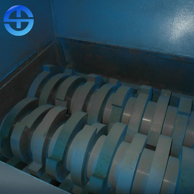 強い力2-3 ton/hは銅アルミニウムを寸断するための金属のシュレッダーを無駄にします