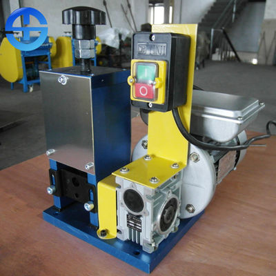 自動銅線のストリッパー ケーブルの除去の機械モデルTMS-025を救うEngergy